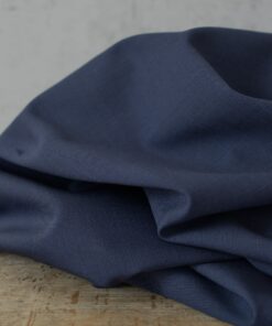 Dunkelblauer Designerüberhang - italienische Schurwolle